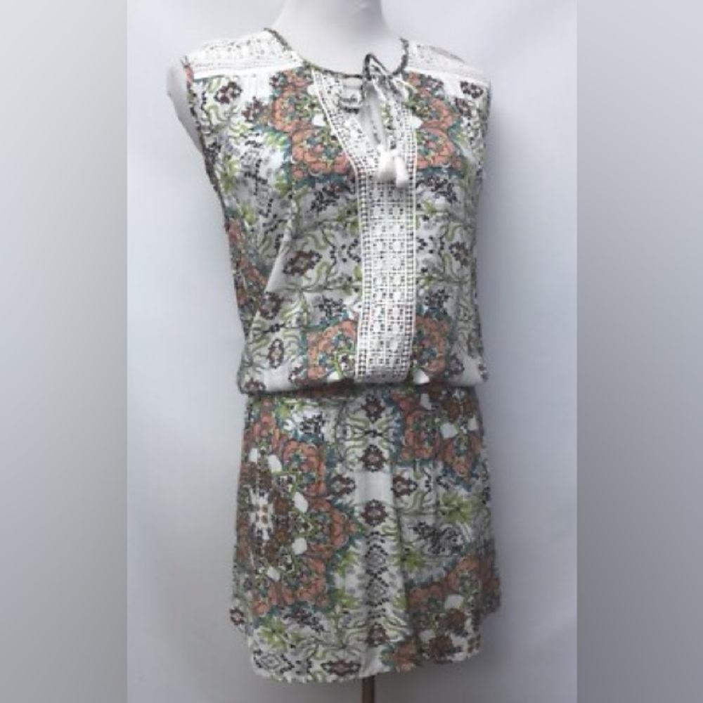 Lovestitch  Floral Lace Dress